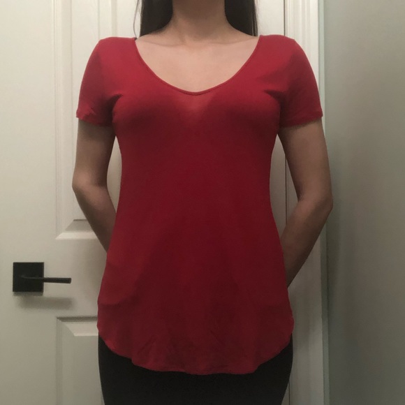 DYNAMITE | Red V Neck - Picture 3 of 4